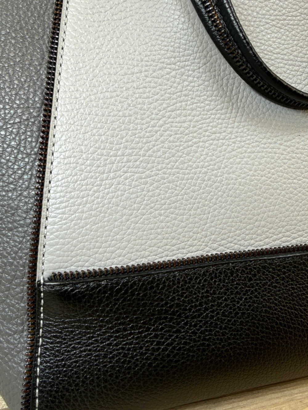 Botkier New York Pebbled Leather Tote Black Gray Ivory Zipper Trim Tri Color - Picture 5 of 16